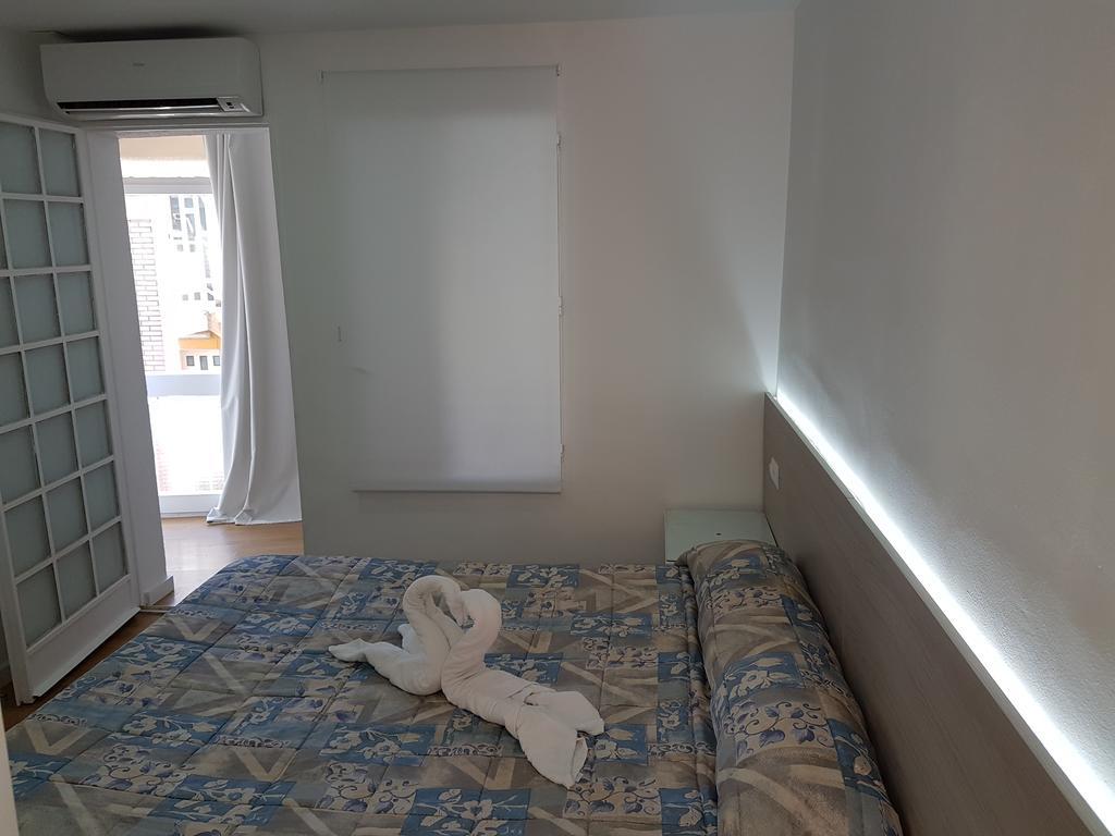Hostal Montsant Salou Eksteriør bilde