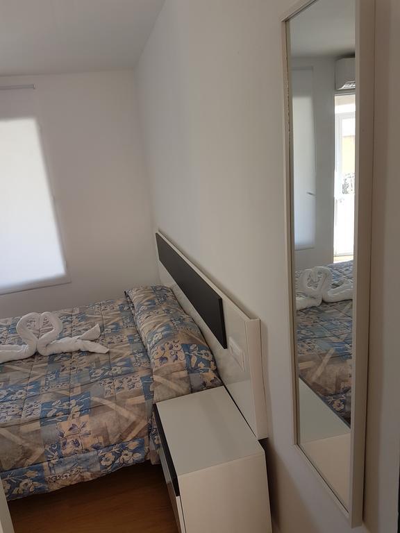 Hostal Montsant Salou Eksteriør bilde