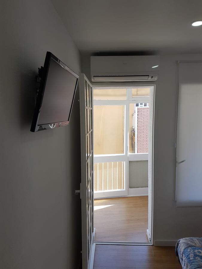 Hostal Montsant Salou Eksteriør bilde